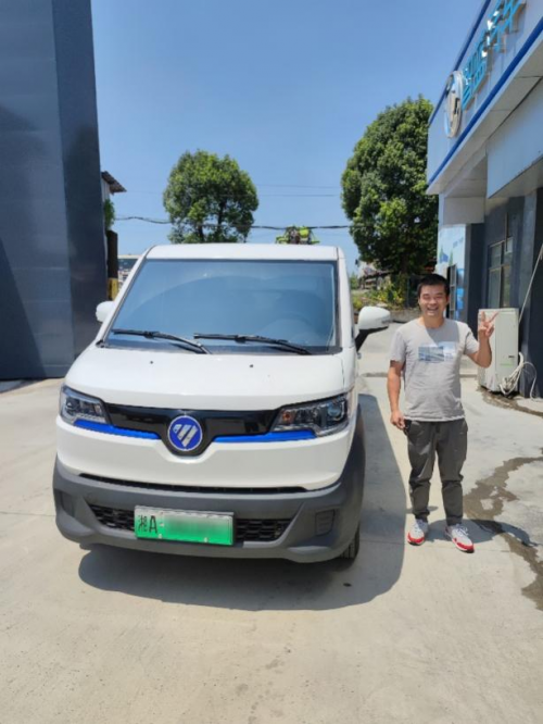 湖南首位智藍精靈車主談：為何“不用省著開”？